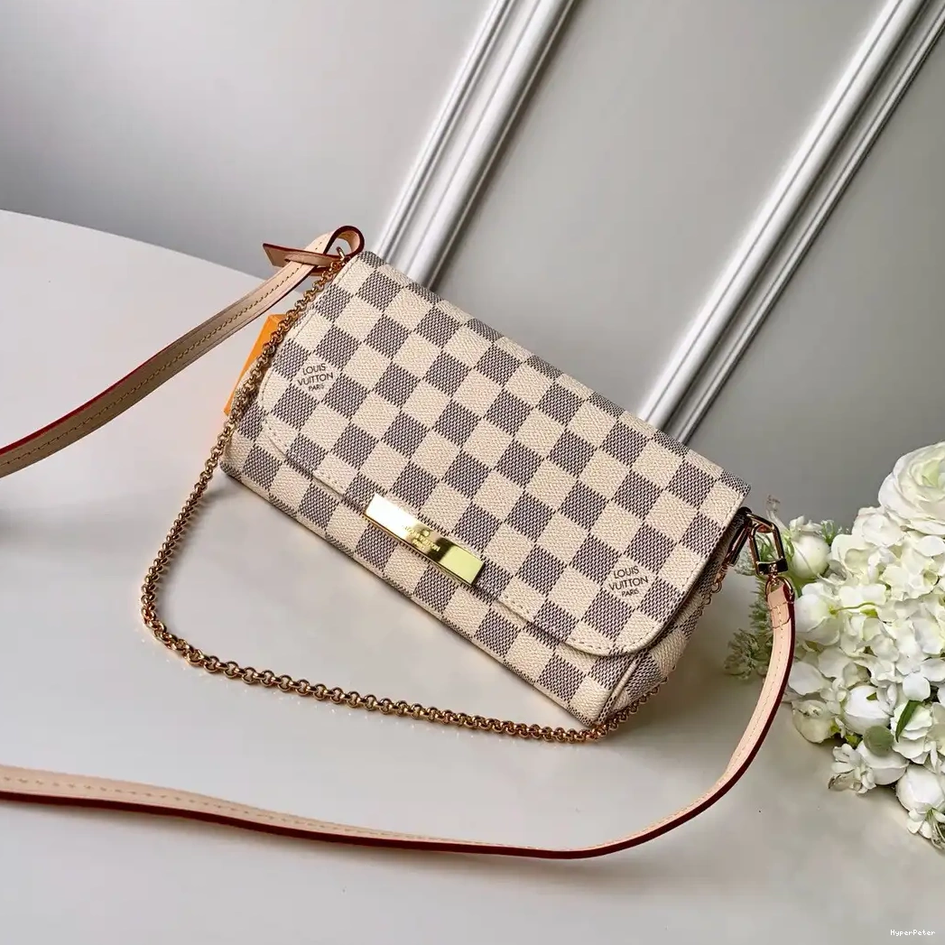 Louis Favorite Vuitton PM 0614